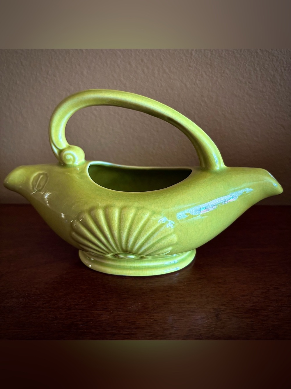 Vintage California Pottery Magic‎ Gravy Boat Chartreuse Green Shell Design